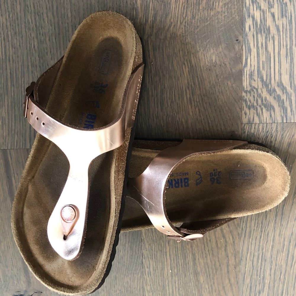 Rose Gold Birkenstock Gizeh style - EU size 36/US size 6